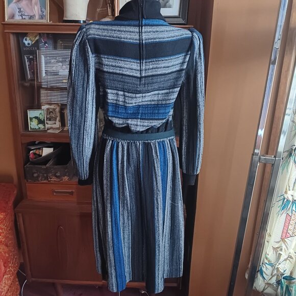 sz 13-14 Vintage New Wave Dress 1980's P.V. Rich Striped Knit Belted Made In USA - Picture 7 of 11